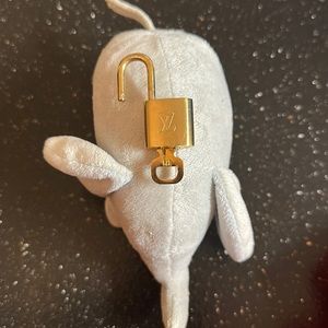 Authentic Louis Vuitton Key&Lock Set#319